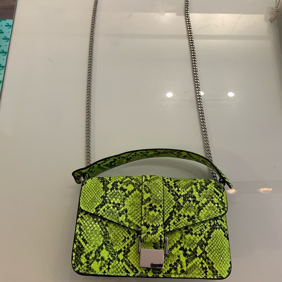 ZARA Highlighter Snake Skin Bag - Picture 2 of 3